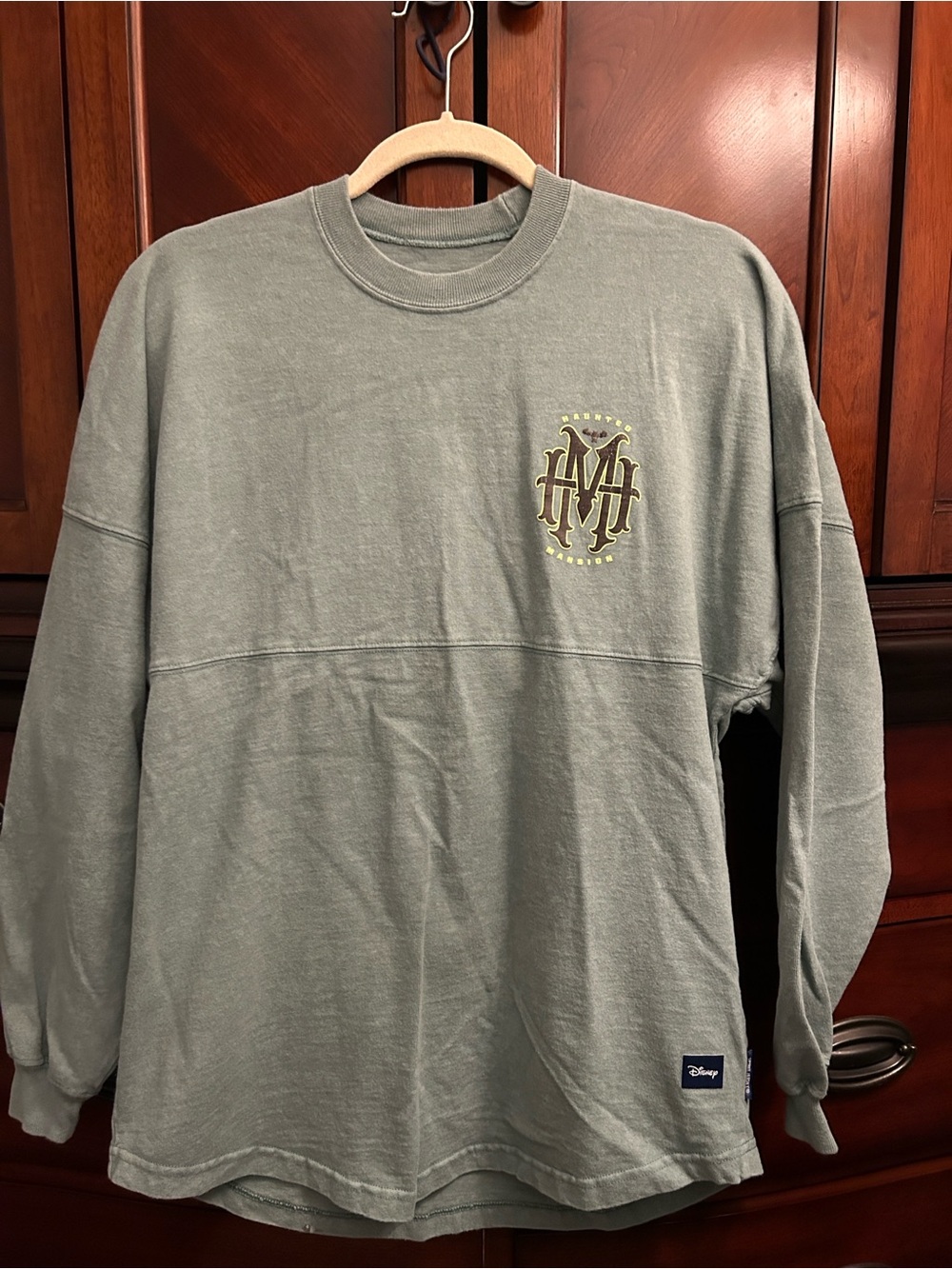 Disney spirit jersey Haunted Mansion XS